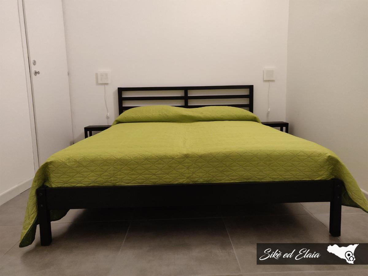 Sike Ed Elaia Apartment Ragusa Bagian luar foto